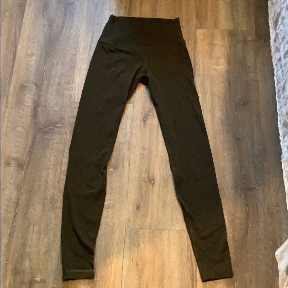 Lulu Lemon 28” align pant